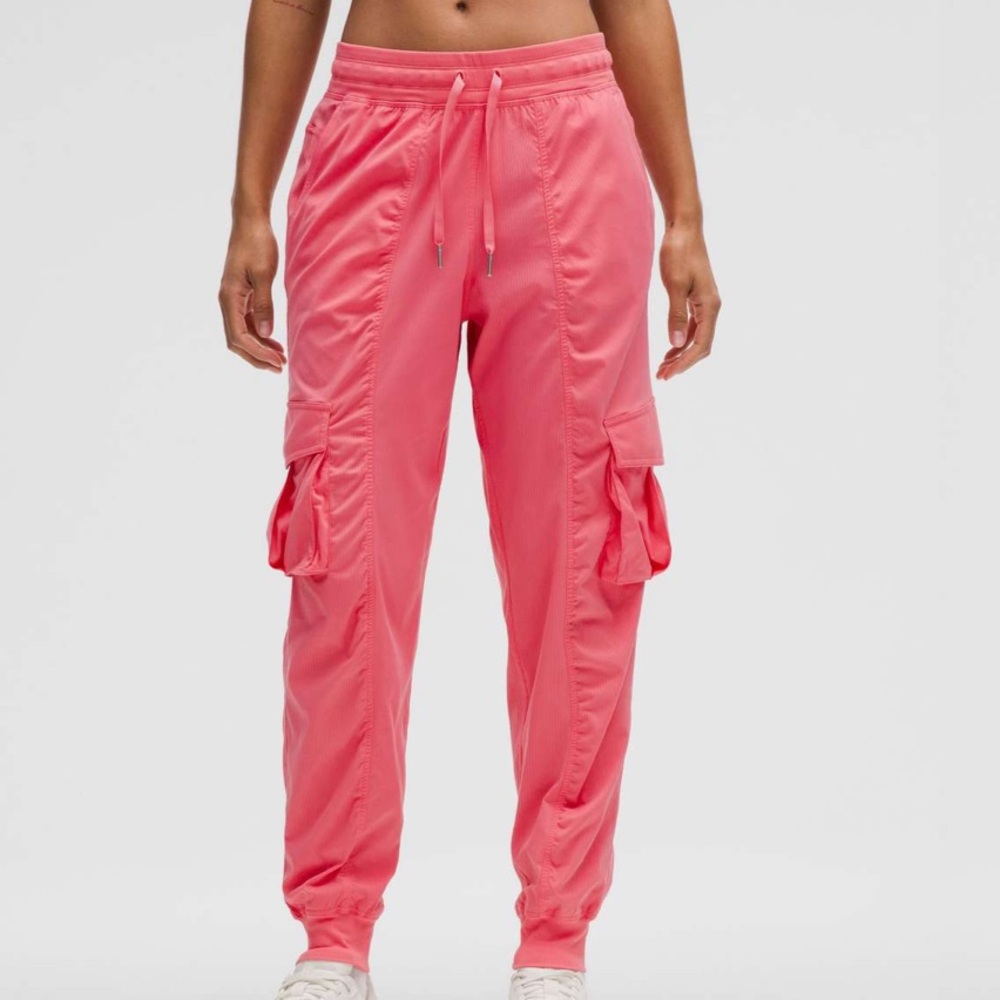 Lululemon Dance Studio Relaxed-Fit Mid-Rise Cargo Jogger Sakura Pink